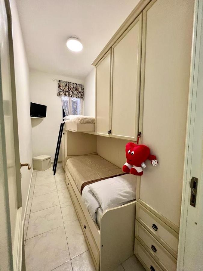 شقة Antonietta House نابولي المظهر الخارجي الصورة